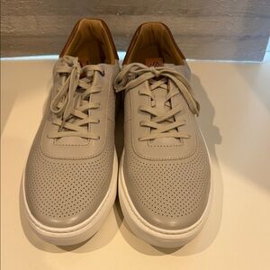 Johnston & Murphy Light Gray Sneakers